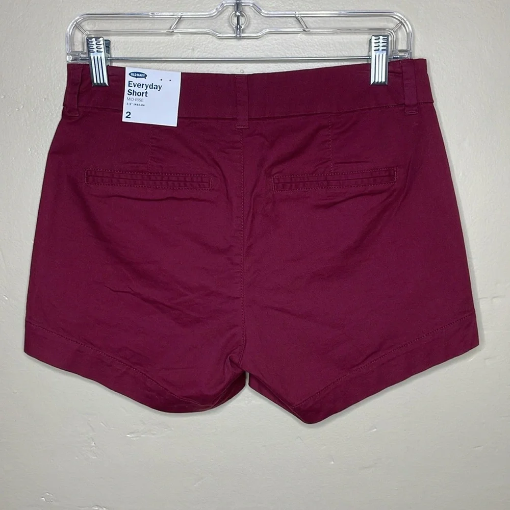 OLD NAVY Everyday Shorts Burgundy Cotton Classic Preppy Chino Style NWT 2